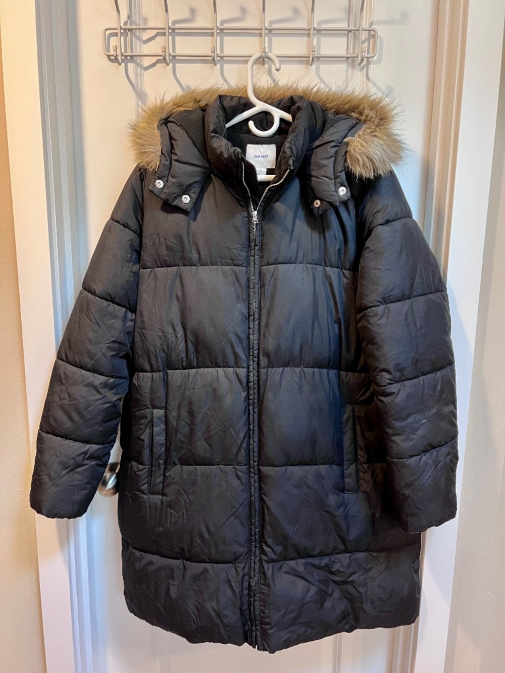 Old Navy: XL Black Puffer Coat with Faux Fur Trim Hood